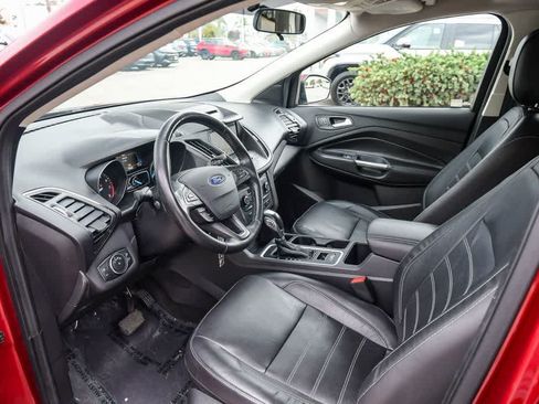 Used 2018 Ford Escape SEL AWD/4WD image 16