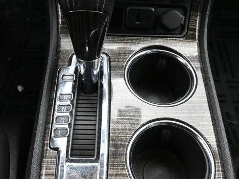 Used 2017 GMC Acadia Limited SLT image 18