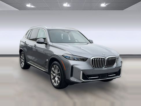 Certified 2024 BMW X5 sDrive40i image 7