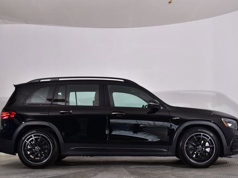 Certified 2025 Mercedes-Benz GLB 35 AMG 4MATIC image 6