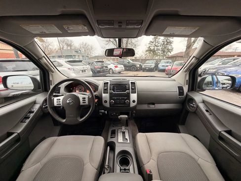 Used 2015 Nissan Xterra S w/ Value Package image 2