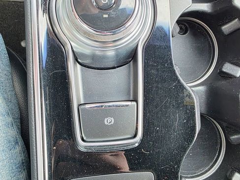Used 2019 Ford Edge ST w/ Convenience Package AWD/4WD image 19