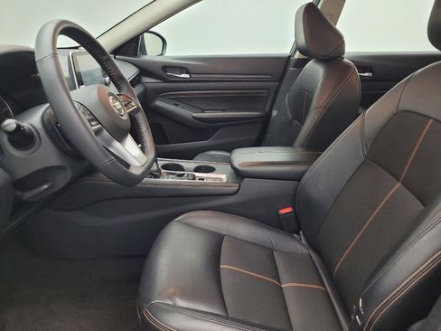 Used 2021 Nissan Altima 2.5 SR AWD/4WD image 17