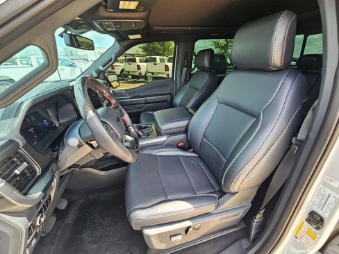 Used 2025 Ford F150 Lariat w/ Equipment Group 502A High image 17