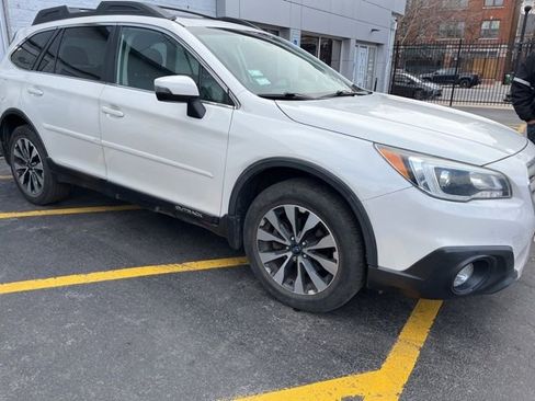 Used 2015 Subaru Outback 3.6R Limited image 1