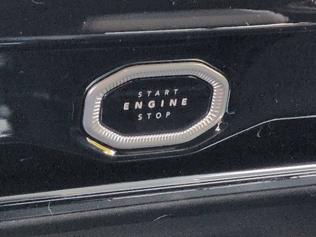 New 2027 Jeep Grand Cherokee Altitude RWD image 29