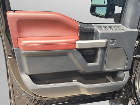 Certified 2022 Ford F450 Platinum w/ FX4 Off-Road Package AWD/4WD image 19