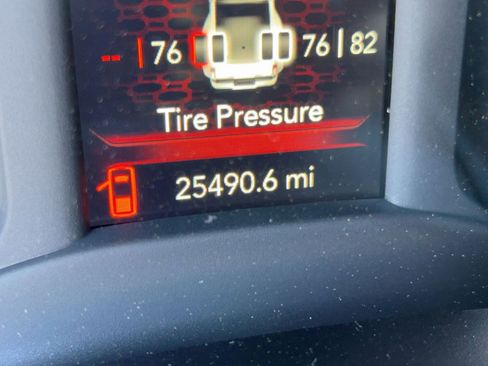 Used 2024 RAM 3500 Tradesman w/ Chrome Appearance Group image 17