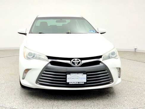 Used 2015 Toyota Camry LE FWD image 2