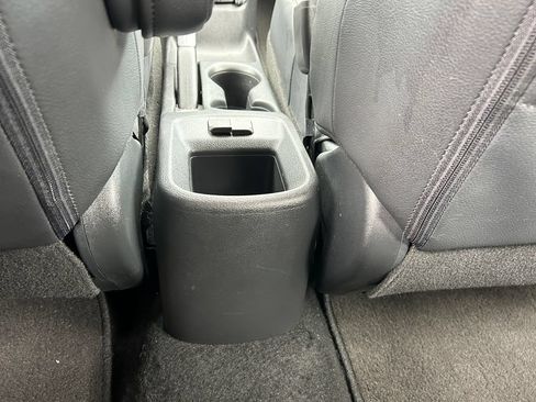 Used 2019 Nissan Kicks SR w/ SR Premium Package FWD image 36