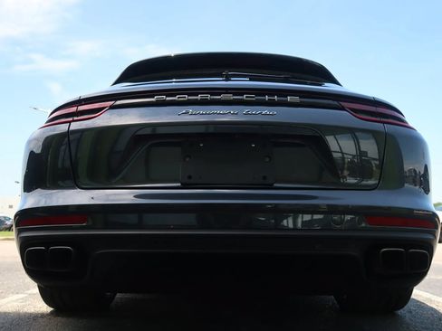 Used 2018 Porsche Panamera Turbo Sport Turismo AWD/4WD image 9
