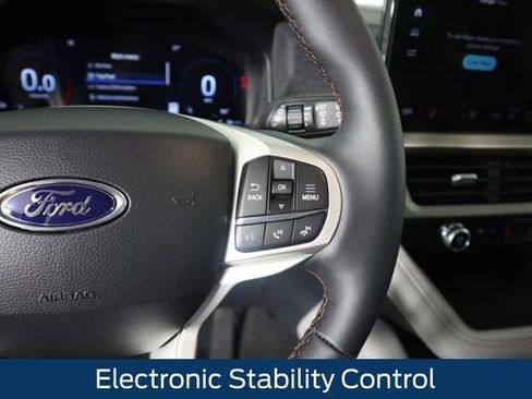 New 2026 Ford Explorer Active w/ Active Comfort Package AWD/4WD image 37