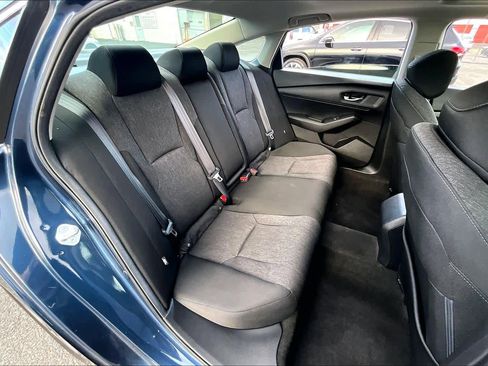 Used 2024 Honda Accord EX image 19