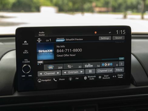 Used 2023 Honda Pilot Touring image 31