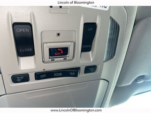 Used 2022 Toyota Highlander XLE image 39