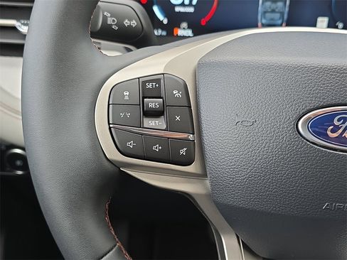 New 2026 Ford Explorer Active w/ Active Comfort Package image 48