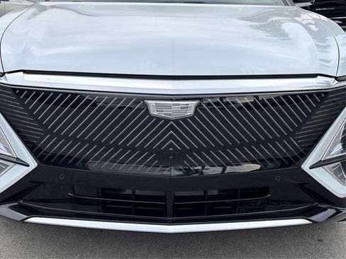 New 2026 Cadillac Lyriq Luxury image 12