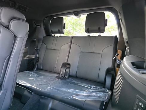 New 2026 Lexus LX 700h Luxury AWD/4WD image 17