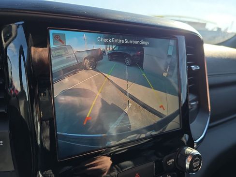 Used 2024 RAM 1500 Laramie image 19