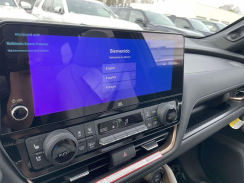 New 2026 Toyota Grand Highlander AWD Hybrid image 40