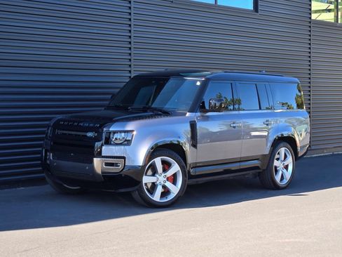 Used 2024 Land Rover Defender 130 X AWD/4WD image 1