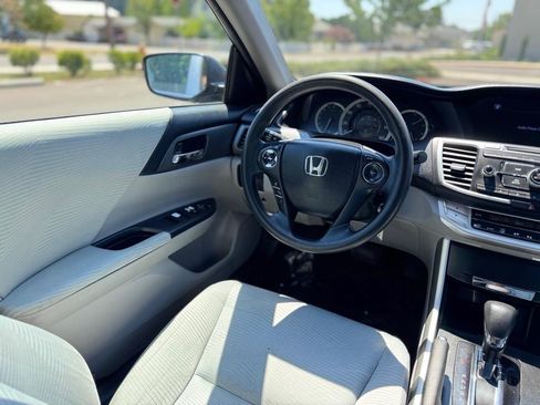 Used 2014 Honda Accord LX image 10