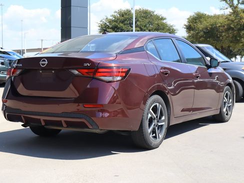 Used 2024 Nissan Sentra SV FWD image 3