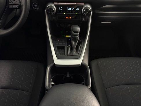 Used 2025 Toyota RAV4 XLE w/ Convenience Package FWD image 22