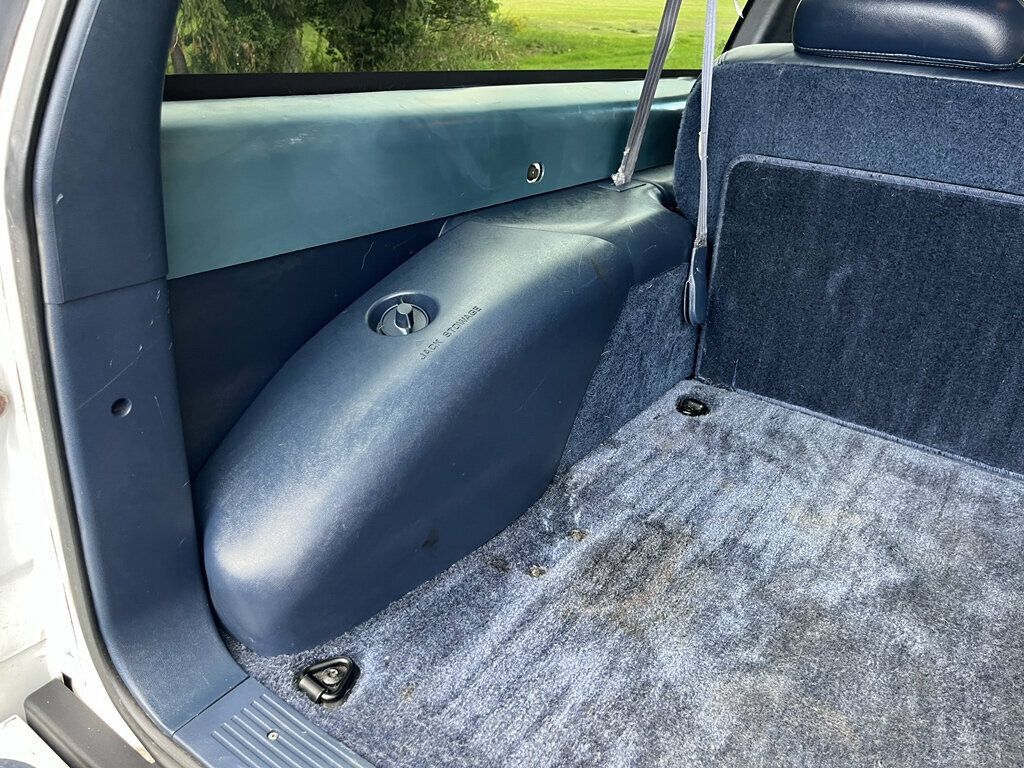 Used 1996 Chevrolet Tahoe 4WD 2-Door image 74