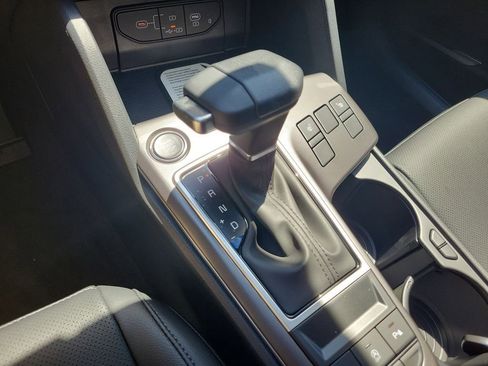 New 2026 Kia Sportage EX FWD image 36