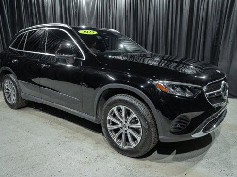 Certified 2023 Mercedes-Benz GLC 300 image 3