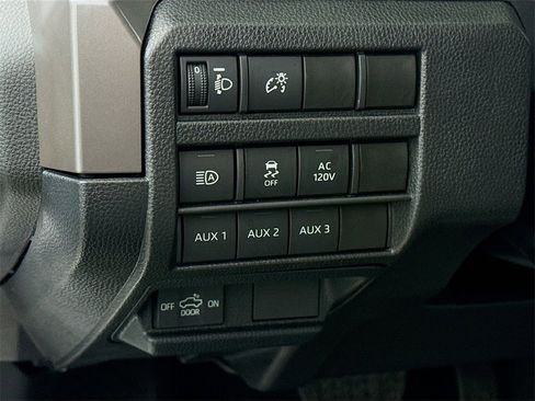 Certified 2024 Toyota Tacoma TRD Off-Road w/ TRD Off Road Upgrade Package image 20