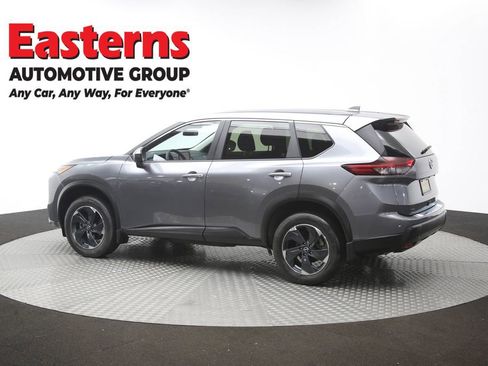 Used 2024 Nissan Rogue SV AWD/4WD image 63