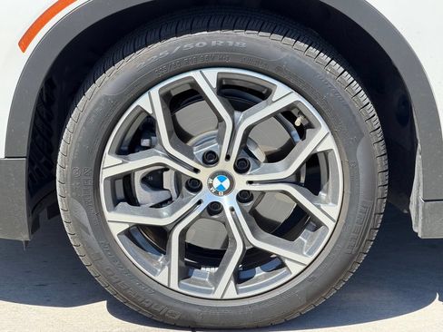 Used 2023 BMW X2 sDrive28i w/ Convenience Package FWD image 7