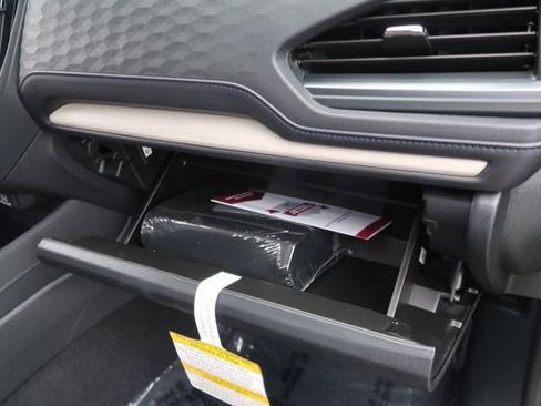 Certified 2025 Subaru Forester Limited w/ Popular Package #1 image 40