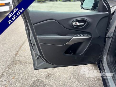 Used 2022 Jeep Cherokee Latitude Lux image 7