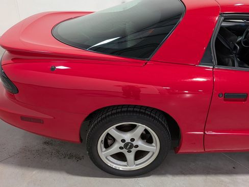 Used 1996 Pontiac Firebird Formula image 35