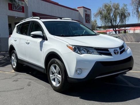 Used 2013 Toyota RAV4 XLE FWD image 1