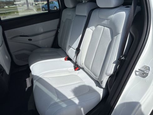 New 2026 Jeep Cherokee Laredo AWD/4WD image 43