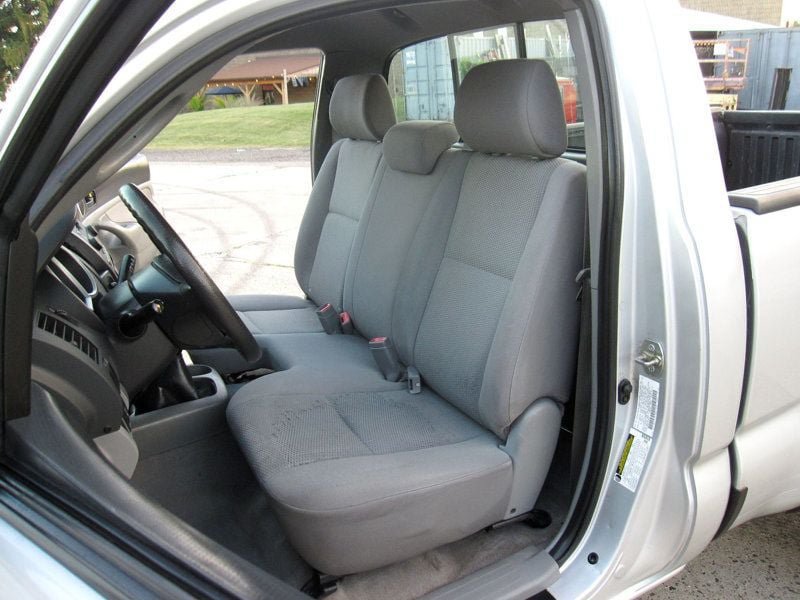 Used 2006 Toyota Tacoma 4x4 Regular Cab w/ Standard Pkg #1 image 19