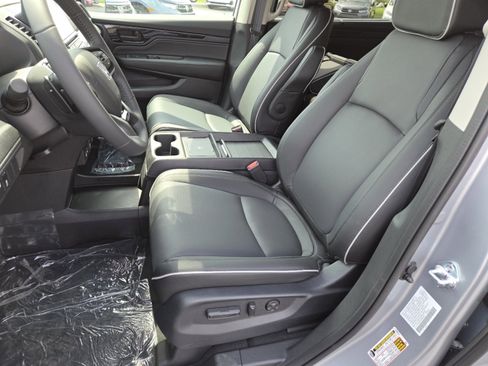 New 2026 Honda Odyssey Touring image 27