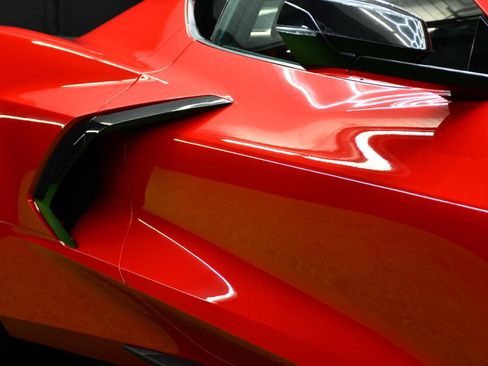 Used 2020 Chevrolet Corvette Stingray Premium Cpe w/ 3LT Preferred Equipment Group image 13