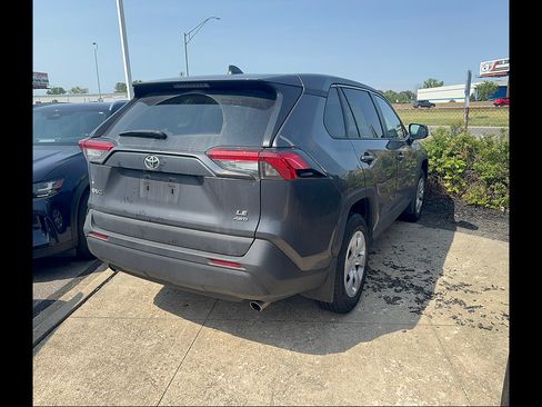 Used 2023 Toyota RAV4 LE AWD/4WD image 2