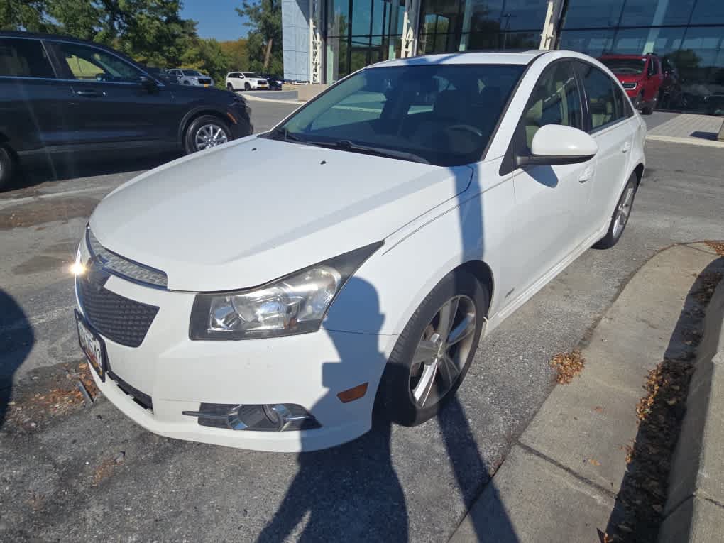 Used 2014 Chevrolet Cruze LT w/ Sun, Sound and Sport Package FWD image 6
