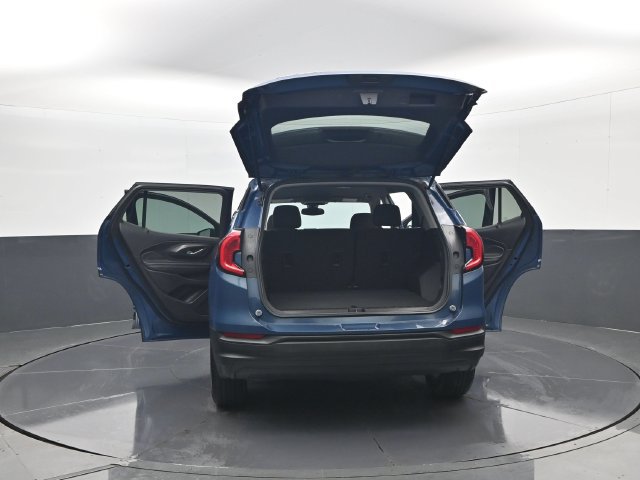 Certified 2024 GMC Terrain SLE FWD image 32