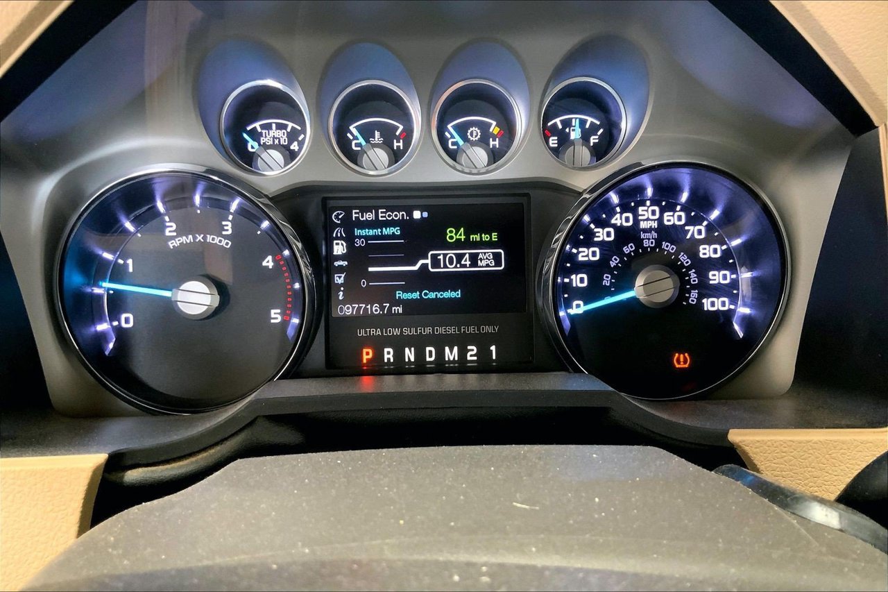 Used 2016 Ford F250 Lariat w/ Lariat Interior Package AWD/4WD image 18