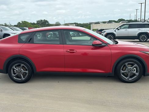 Used 2025 Kia K4 LXS image 13