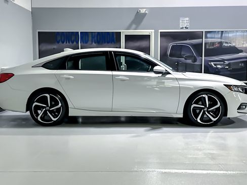 Certified 2019 Honda Accord Sport image 7