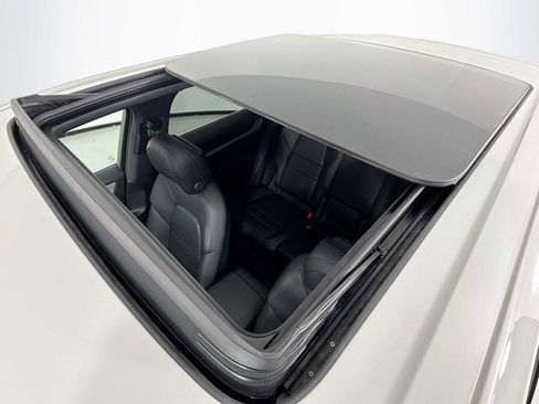 New 2026 Porsche Cayenne S image 22