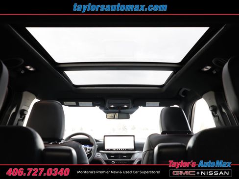 Used 2025 Ford Explorer ST image 36